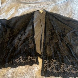 Black lace kimono